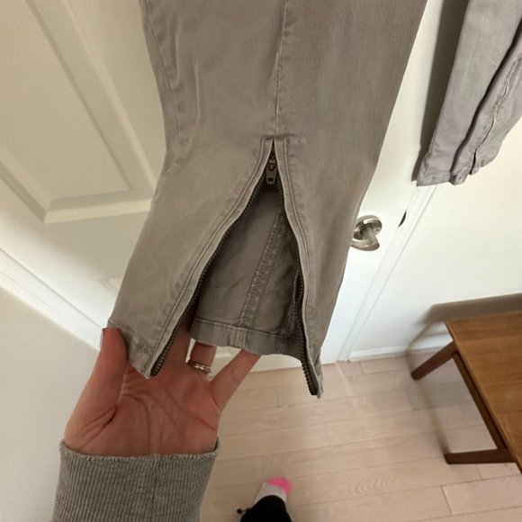 GAP Moto Style Light Grey Khakis - Picture 2 of 5